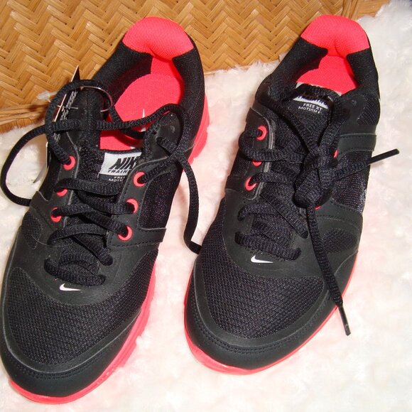 NWT Nike Free XT Motion Fit Training Free Shoes Black Running Shoe Sz 5 (3.5) - Picture 2 of 10